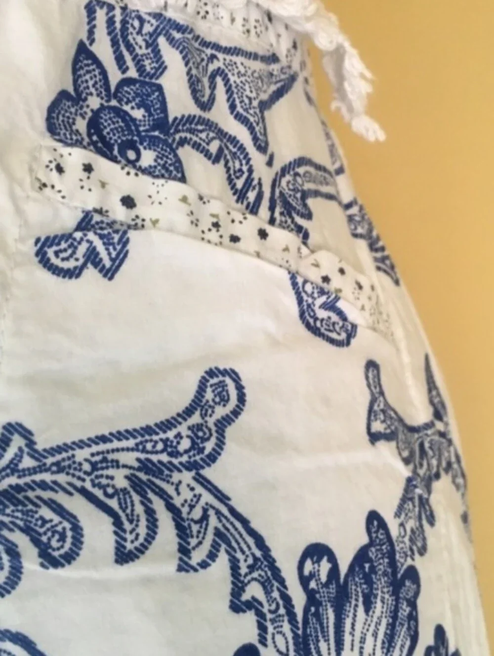 Vintage Apron by Sur La Table 🐦